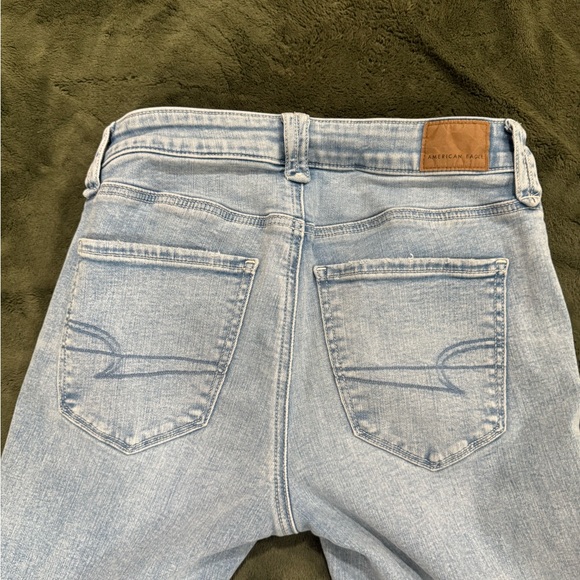 American Eagle Outfitters Light Blue Jeans - Picture 2 of 4